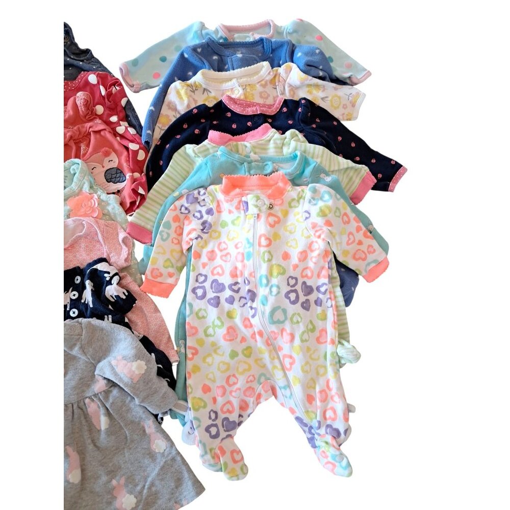 Newborn Baby Girls Clothing Lot 49 Pcs Sleepers Dresses tops + More - Picture 5 of 9